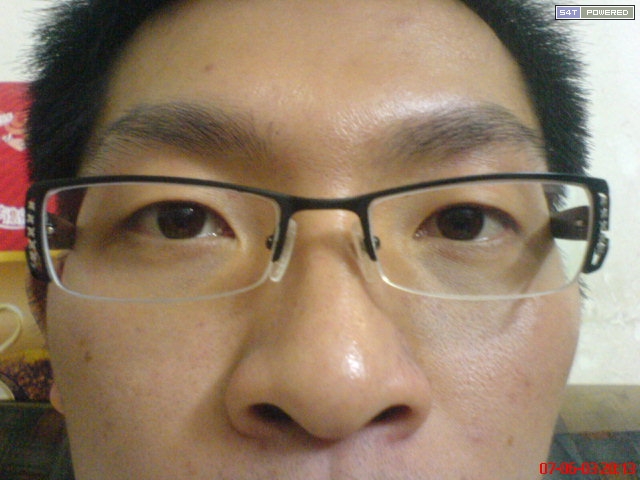 新眼镜.jpg